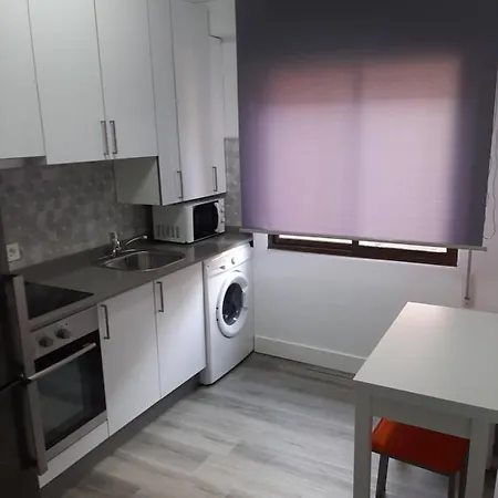 Apartment Versalles1 *